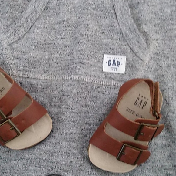 Baby Gap with Gap sandals - Picture 2 of 3
